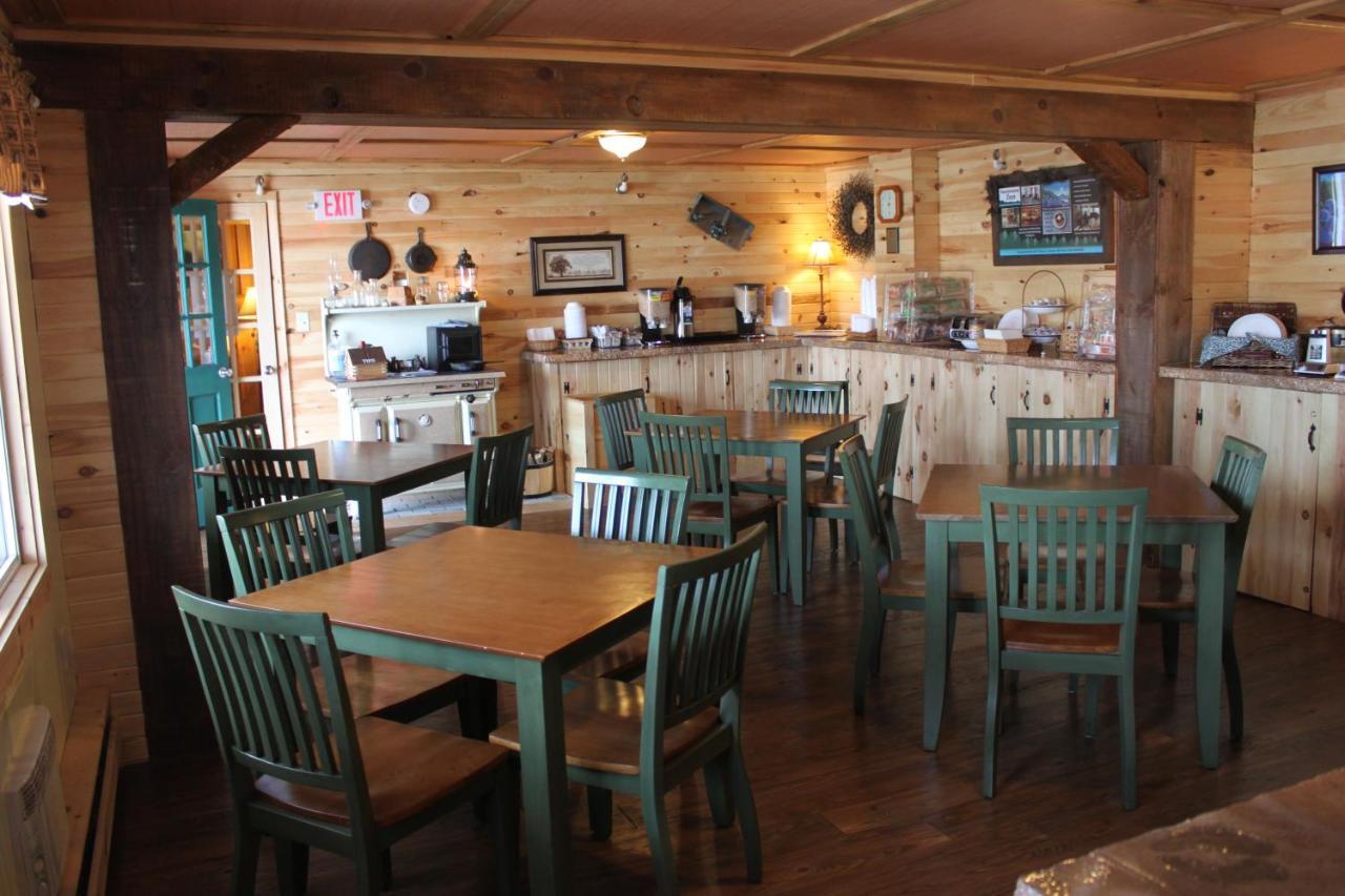 Brewer Maine Woods Inn מראה חיצוני תמונה